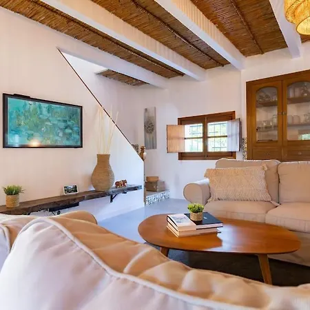 La Barraca - Modern Tradition *